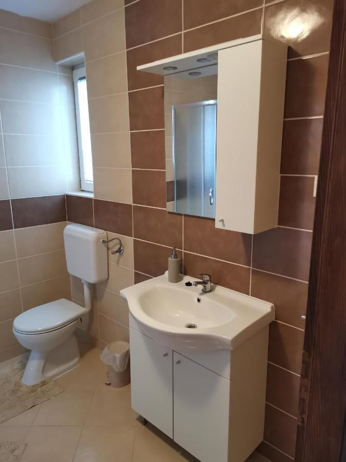 Apartman Jadranka Vir Exterior foto